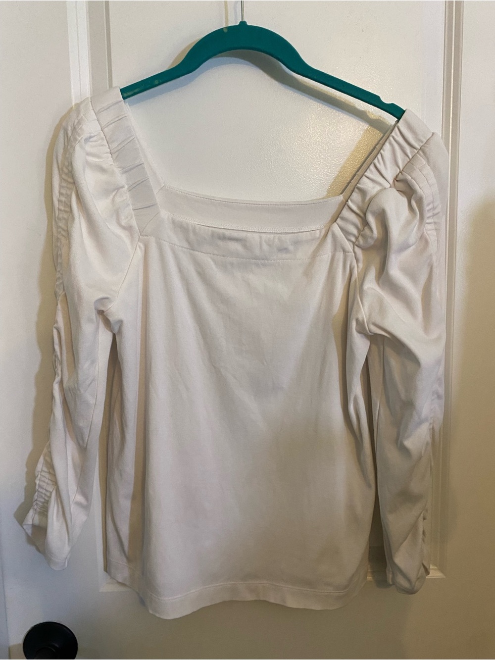 Lilly Pulitzer White Square-Neck Long Sleeve Women’s Top - Picture 2 of 7